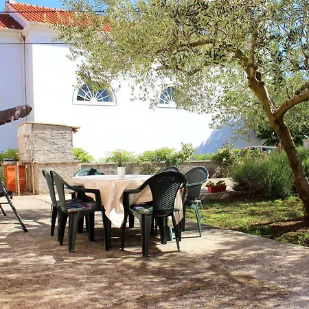 Nyaraló Irena Poljica